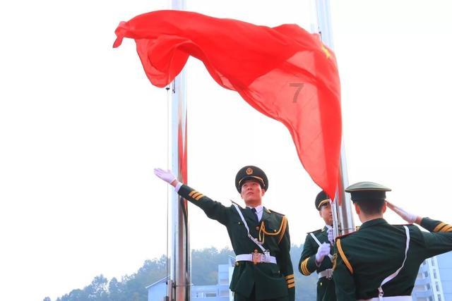 山东体育学院的体育日常培训要求很高，你是怎么抗住的？游戏画面