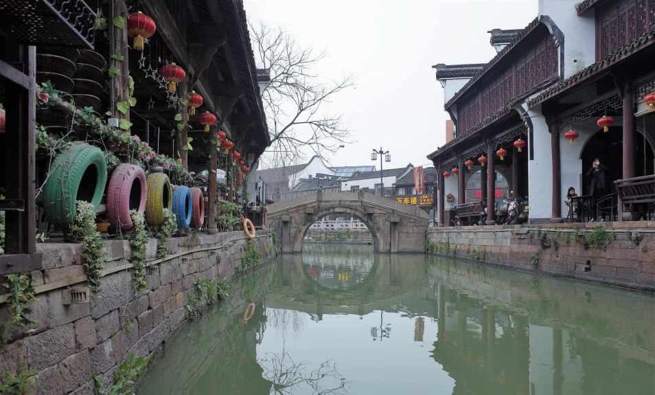 内蒙古强寒潮来袭降温剧烈 中西部局地迎大到暴雪